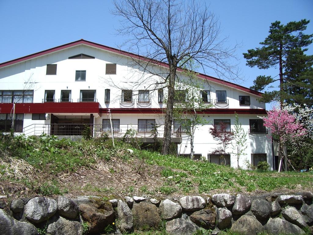 Hotel St. Malte Hakuba Buitenkant foto